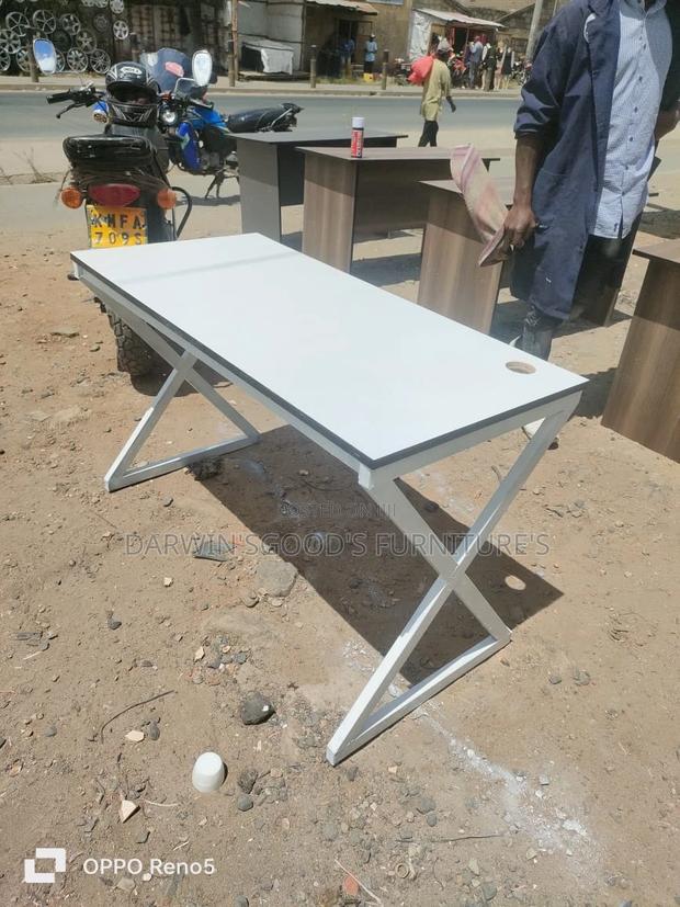 Studying Table - main view