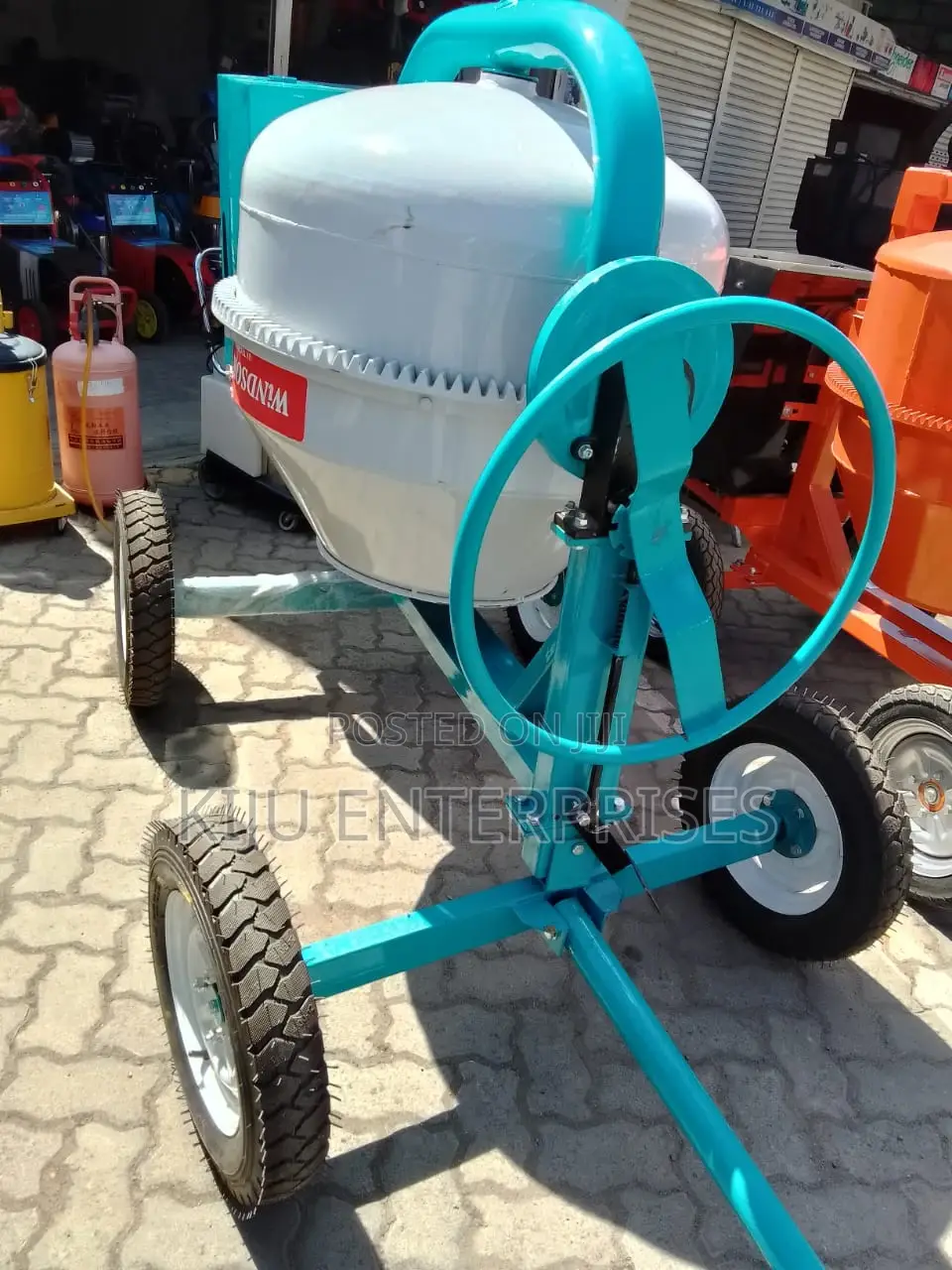 Windsor Concrete Mixer 400litres Available Now