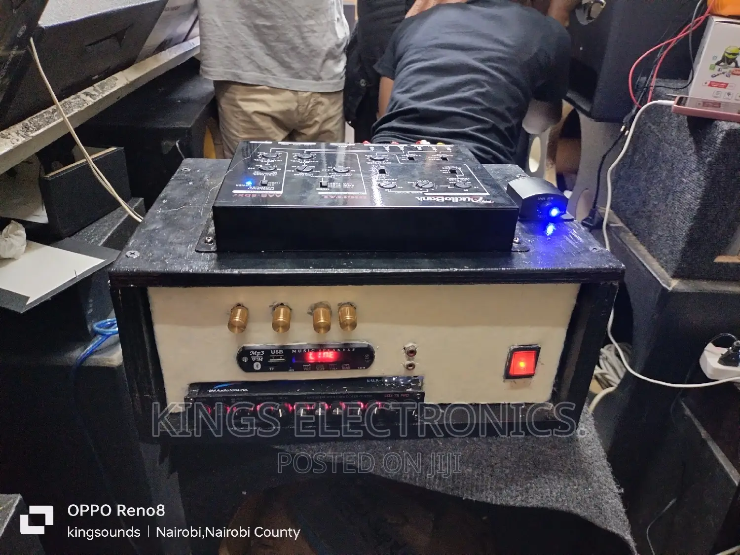 Modified Amplifier With Cross Over .