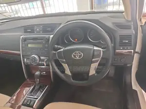 Toyota Mark X 2.5 AWD 2016 Off white