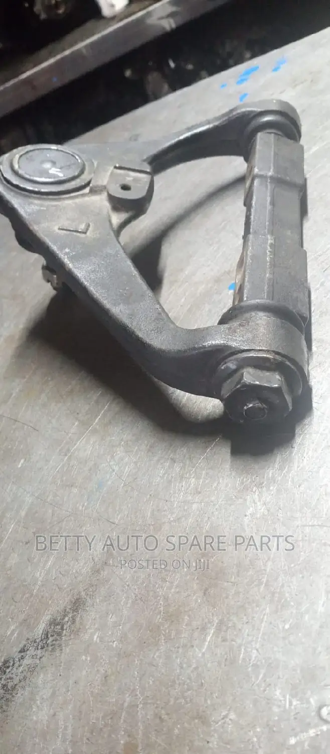 Toyota Dyna Front Arm