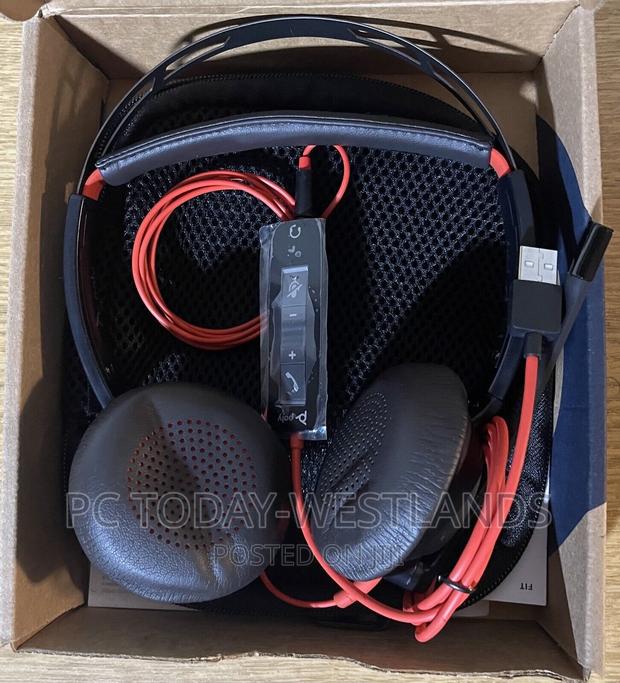 Poly Plantronics Blackwire C5220 Black/Red on the Earheadset - thumbnail 4