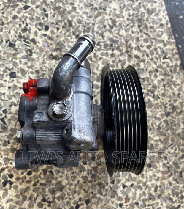 Power Stearing Pump 1AZ - main view