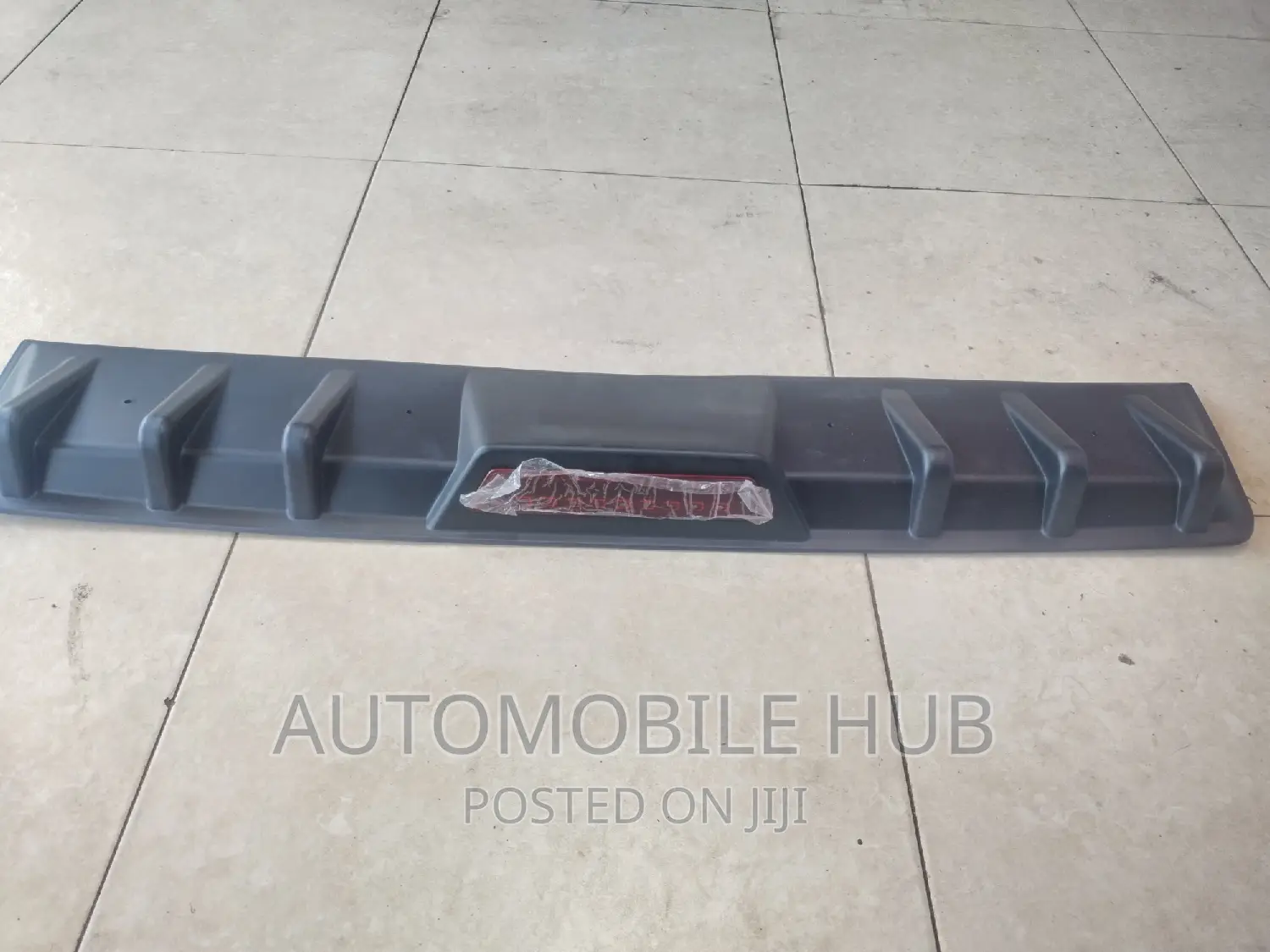 6fin Car Rear Bumper Lip With Brake Light Black