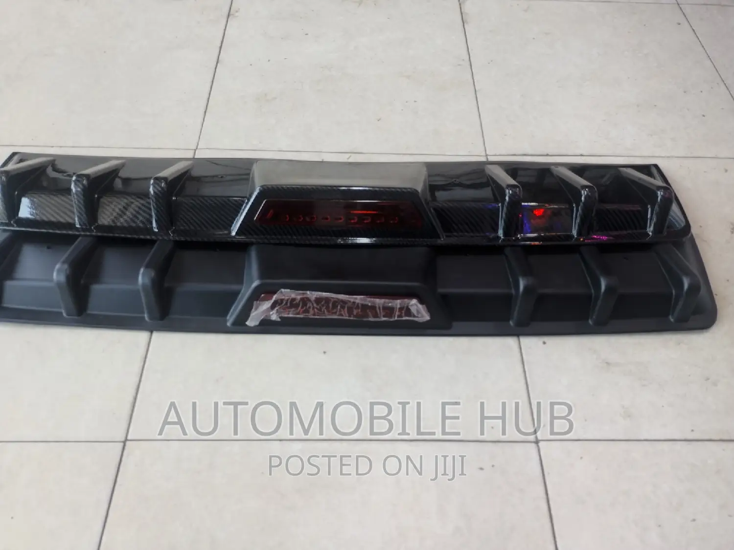 6fin Carbon Black Rear Bumper Diffuser With Brake Lights