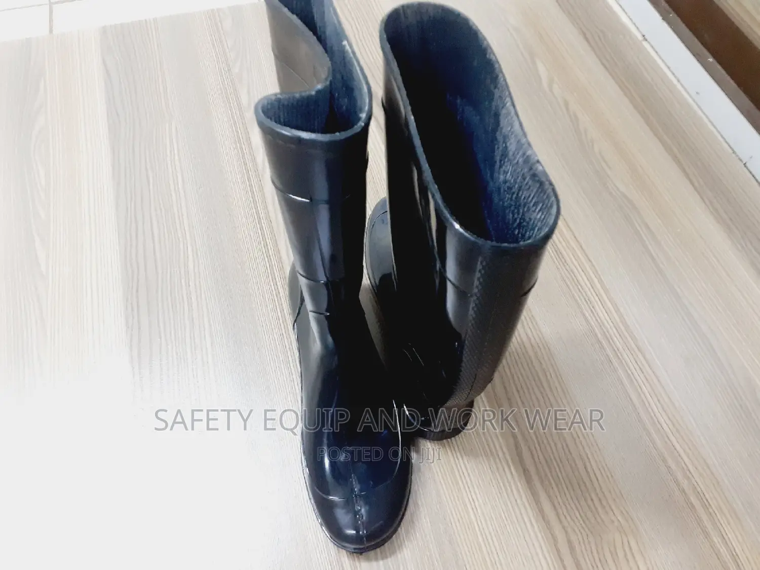 Buy Cp Gumboots With Offers