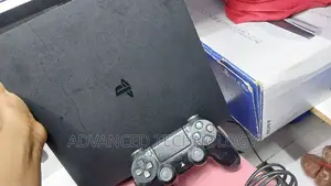 Used Ps4 Slim 500gb + Controller