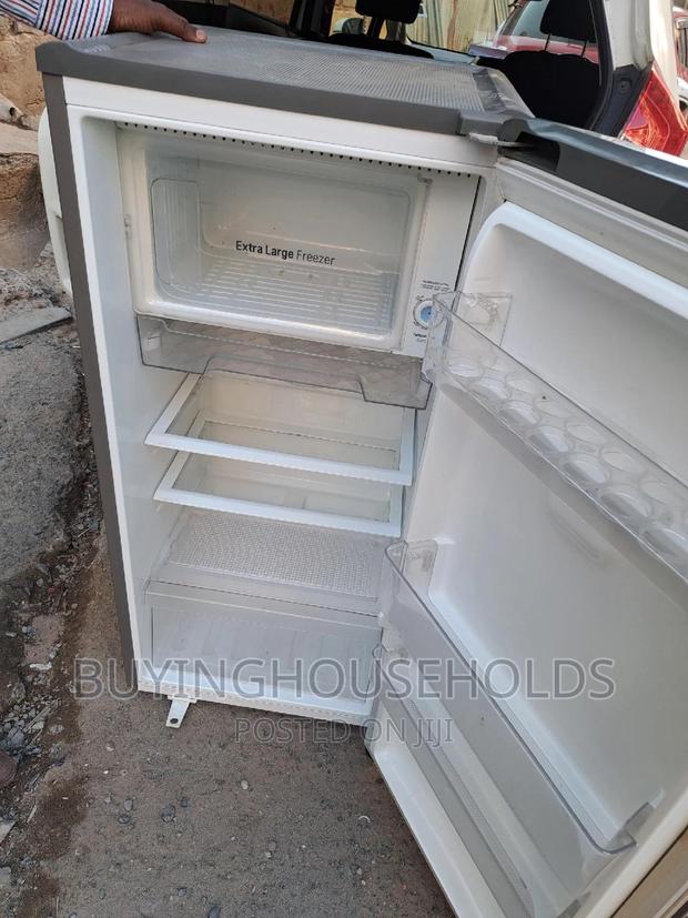 Lg 190l Fridge - thumbnail 2