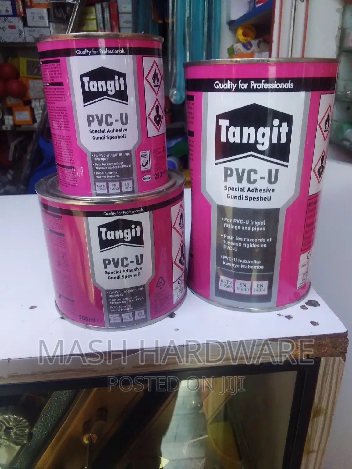 250ml Tangit Glue.