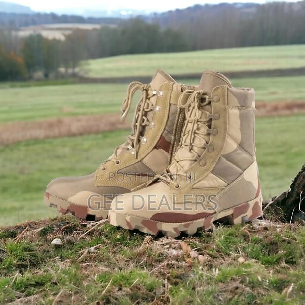 Desert Camouflage Military Tactical /Hiking Boots