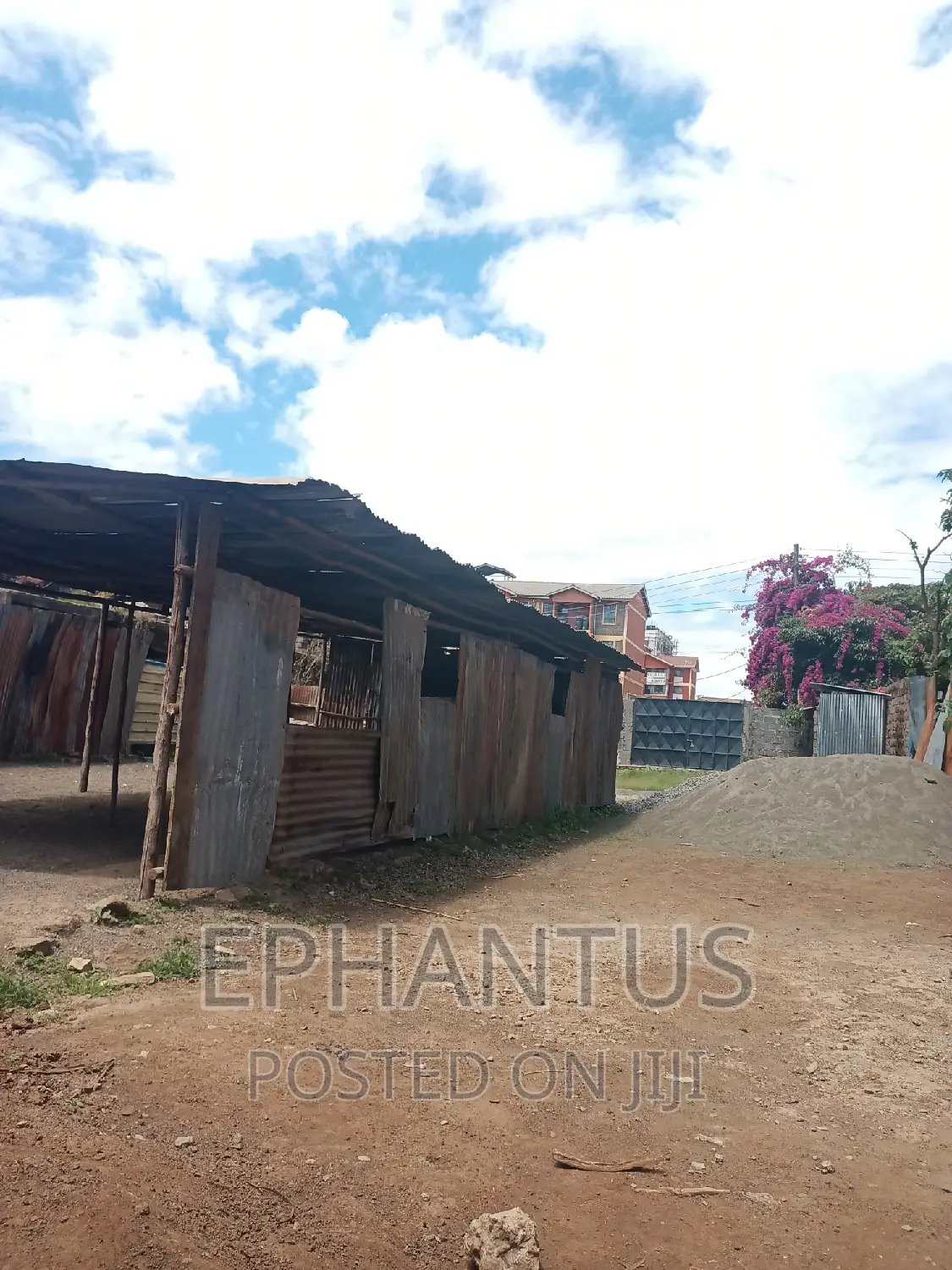 Commercial Plot to Let in Ruiru