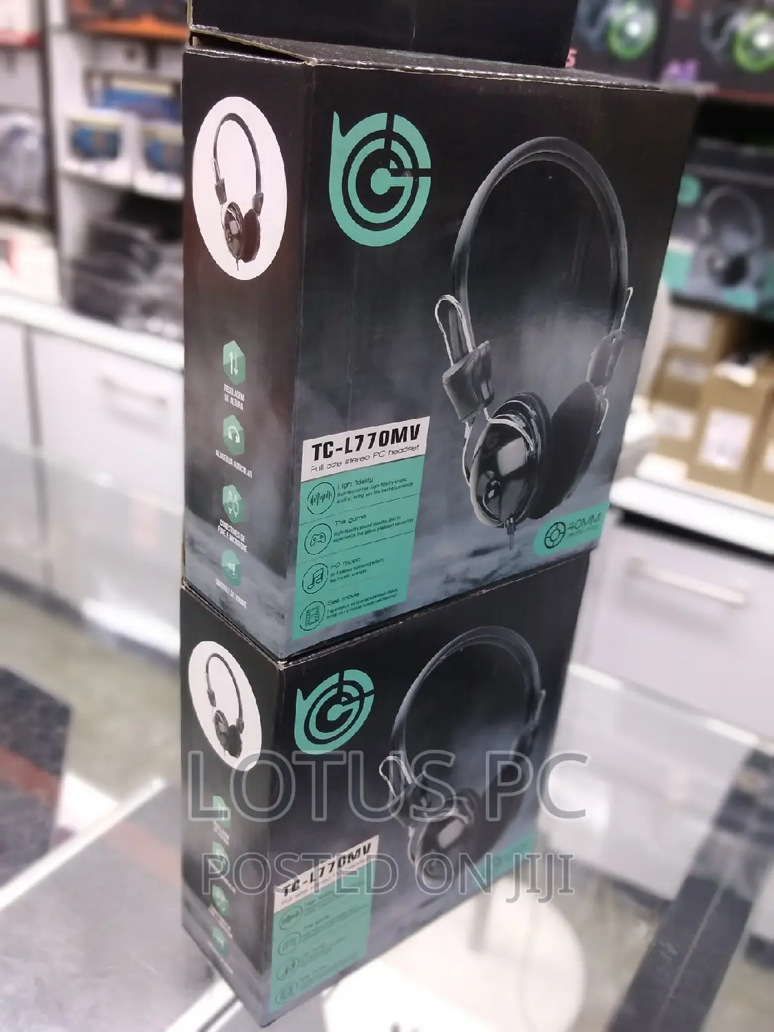 Tucci Wired Headphones
