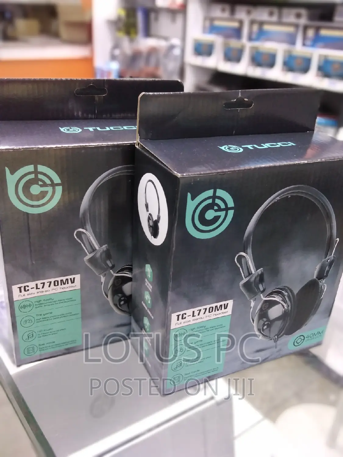 Tucci Wired Headphones