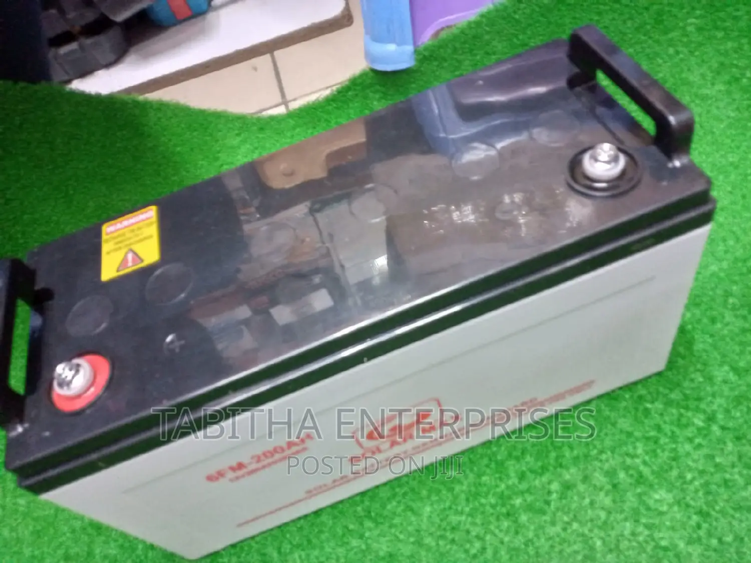 12vts 200amps Solar Battery/Solar Battery