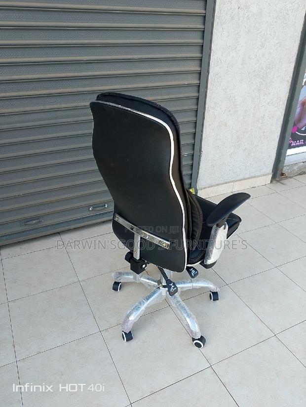 Office Chair Office Chair - thumbnail 2