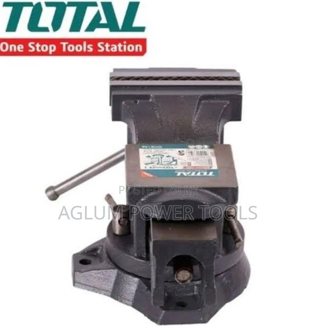 Total Bench Vice With Anvil Turns 360° - main view