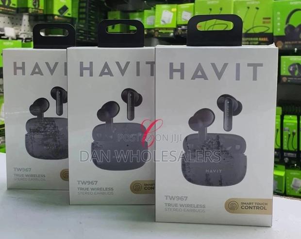 Havit Best Earbuds - main view