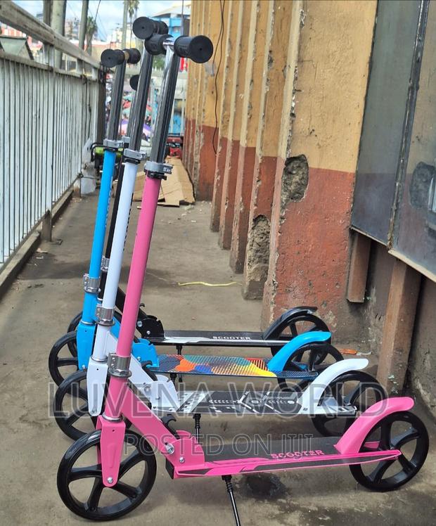 2 Wheel Scooters - main view