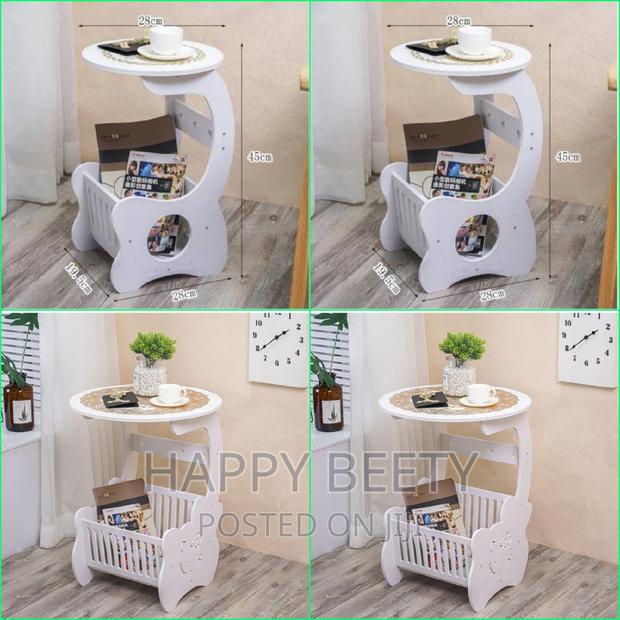 *Multi Purpose Decorative Magazine /Sidetable* - thumbnail 3