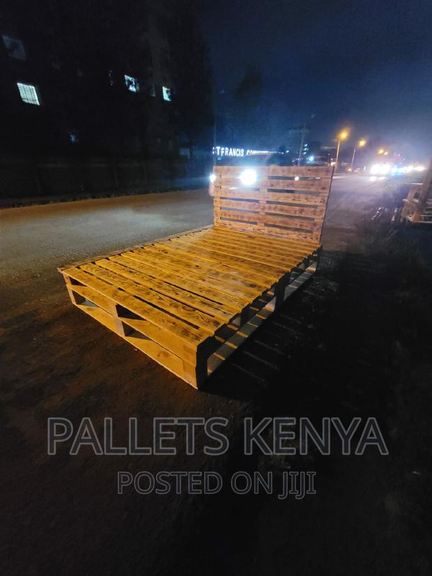 Pallet Bed- 5*6 Detachable and Blazed Pallet Bed. (MI26)
