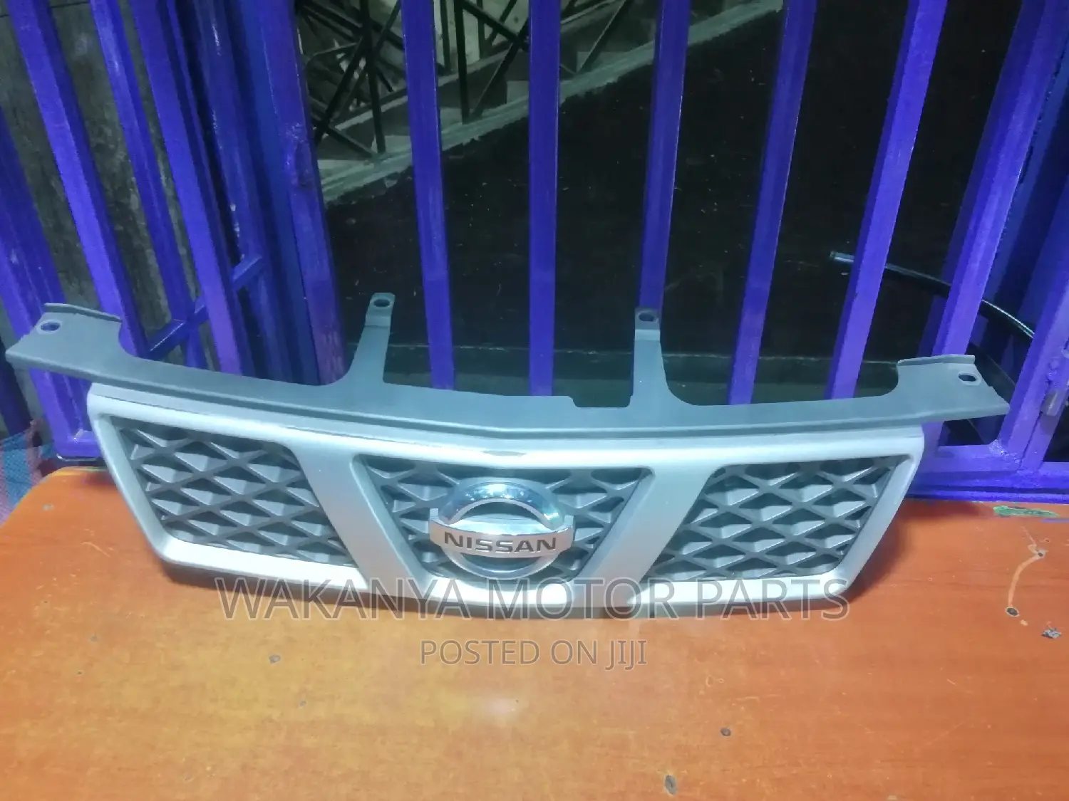 Nissan X-Trail NT30 Grille, Model 2003/2007, Clean Ex Japan