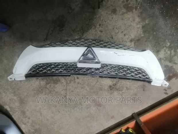 Toyota Caldina 2002/2003 Grille, Clean Ex Japan Parts - thumbnail 2