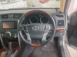 Toyota Mark X 2016 Silver
