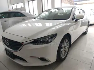 Mazda Axela 2016 Ivory
