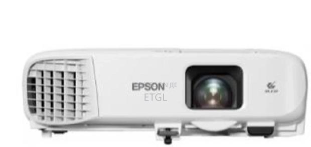 Epson EB-E20 3LCD Technology, RGB Liquid Crystal Shutter - thumbnail 4
