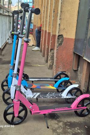 Adult Schooter . - main view