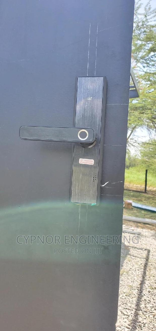 Digital Smart Biometric and RFID Door Lock - thumbnail 5