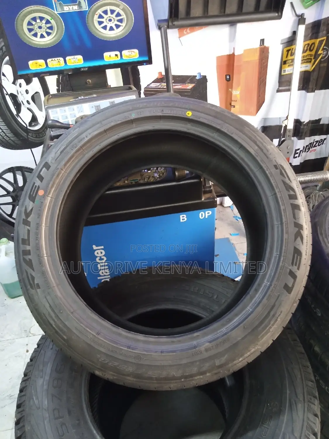245/45r18 Falken Tire