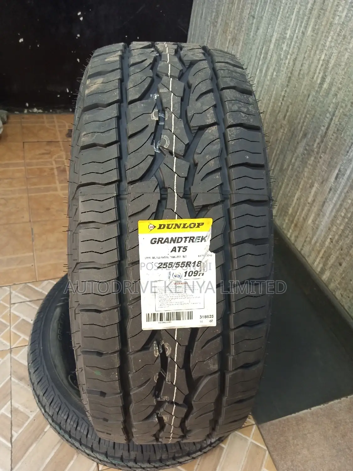 255/55r18 Dunlop All-Terrain