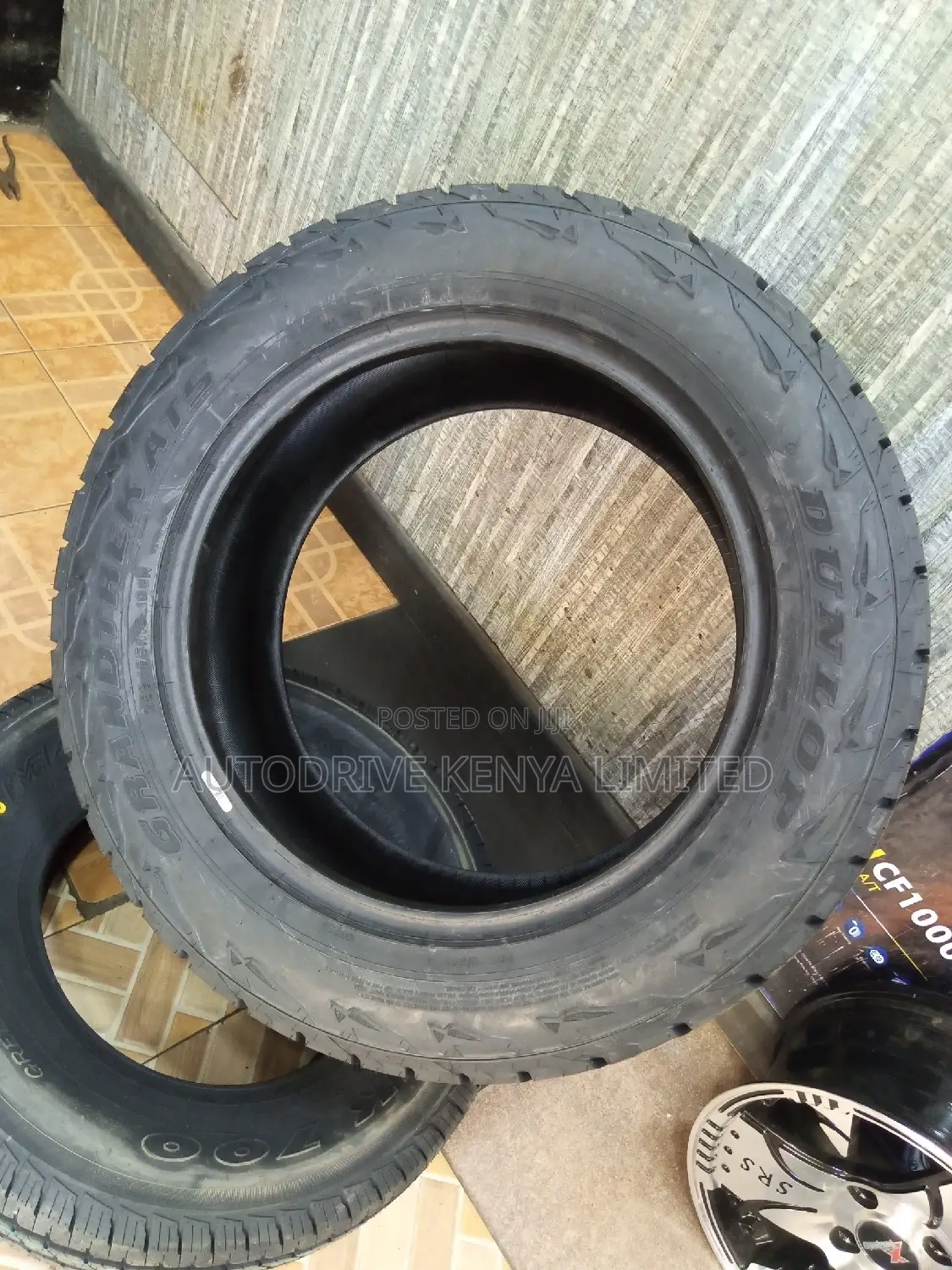 255/55r18 Dunlop All-Terrain