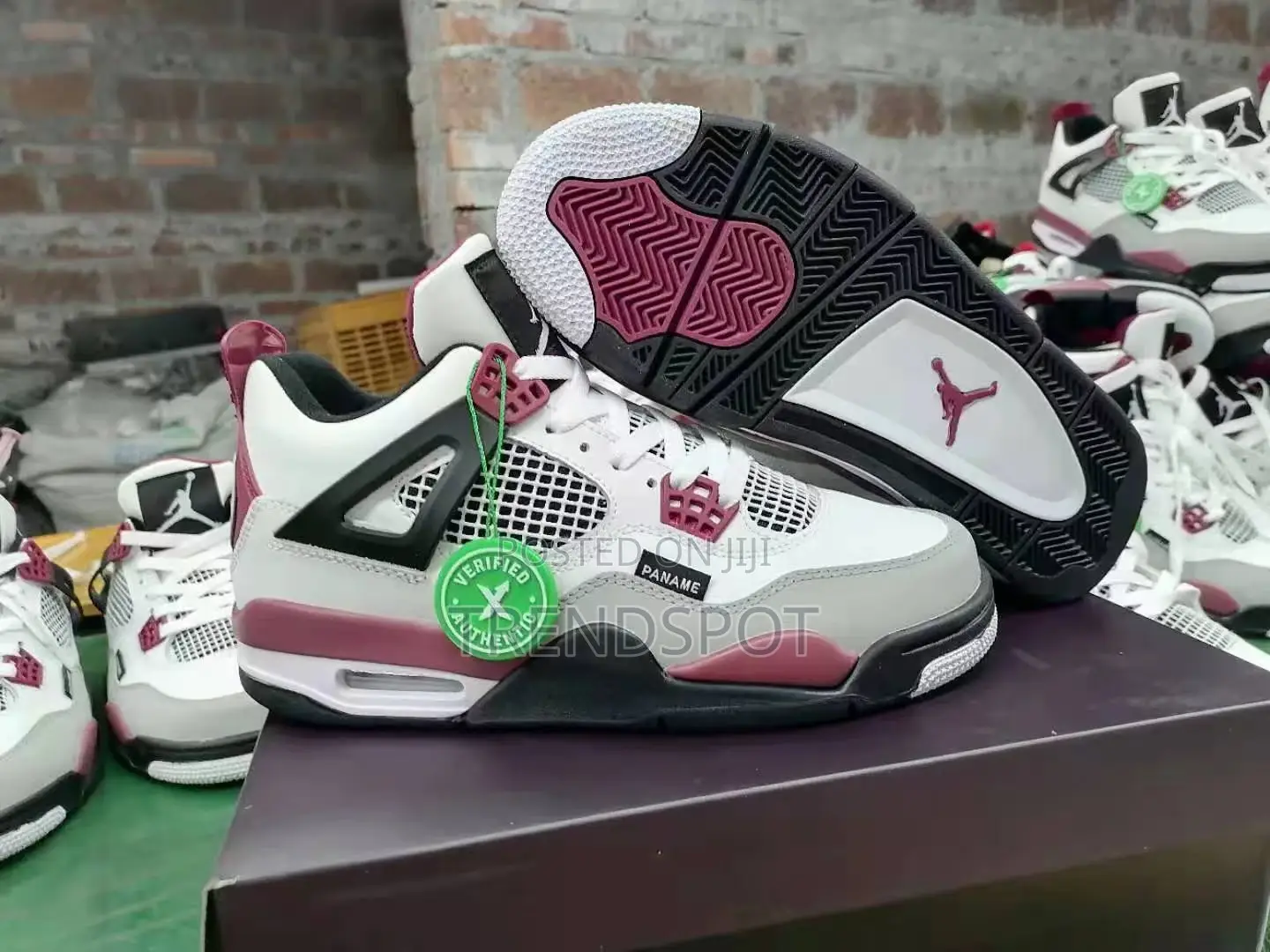 Jordan 4 (J4)