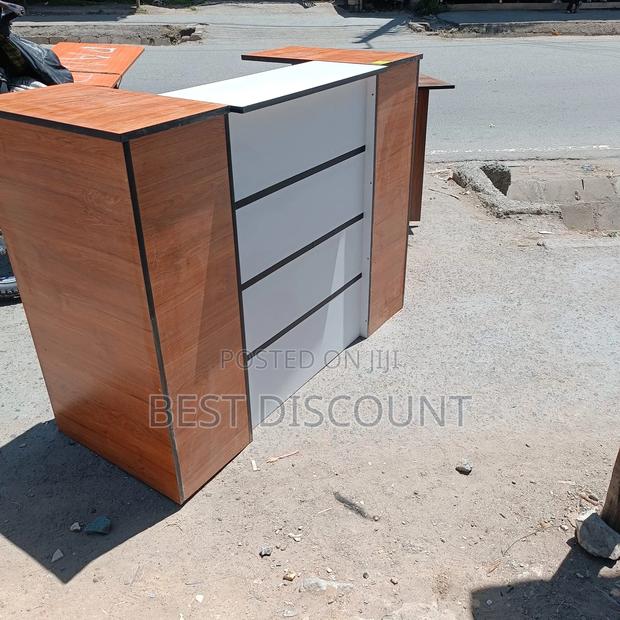 Receptionist Desk Receptionist Desk - main view