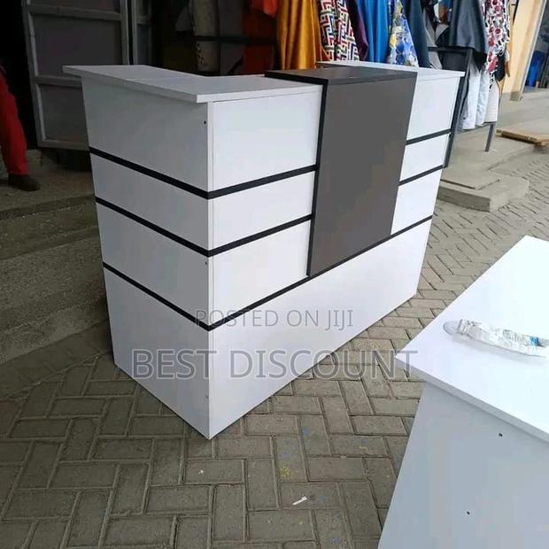 Receptionist Desk Receptionist Desk - main view