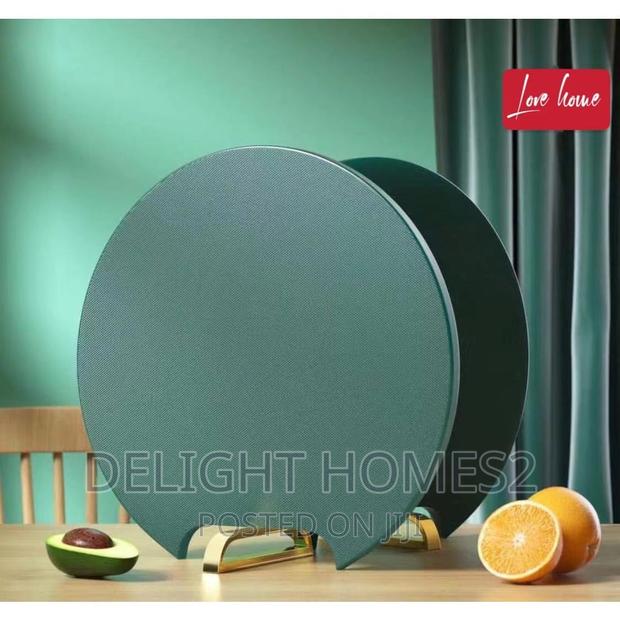 Multipurpose Nordic Chopping Board - thumbnail 3