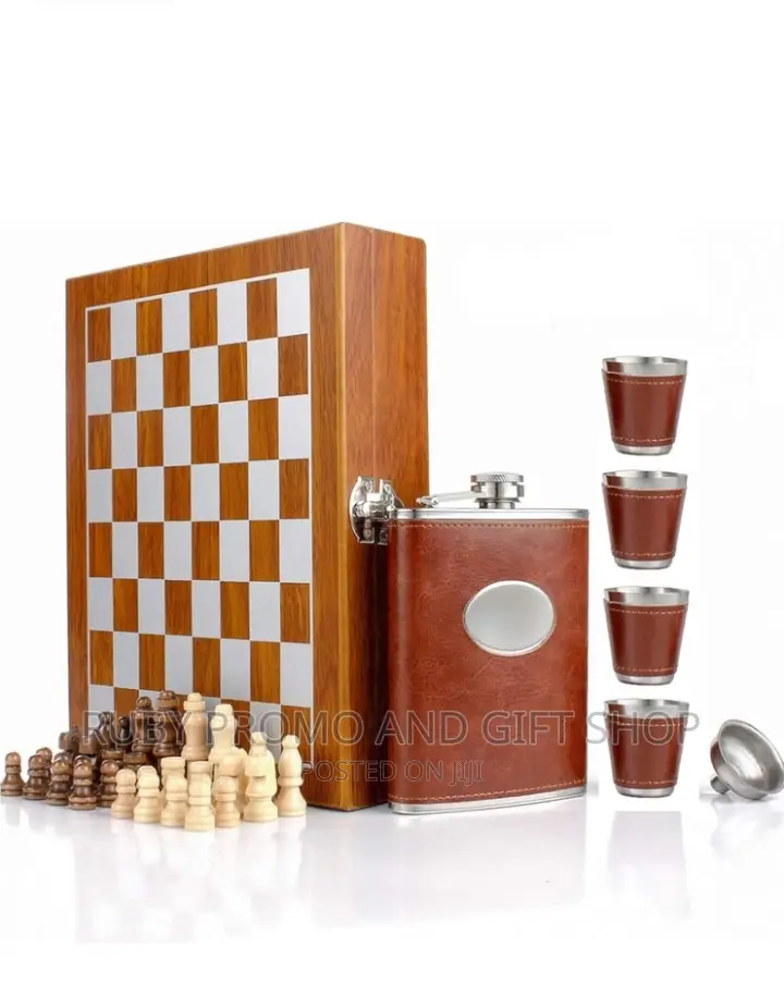 Brown Chess Flask Gift Set