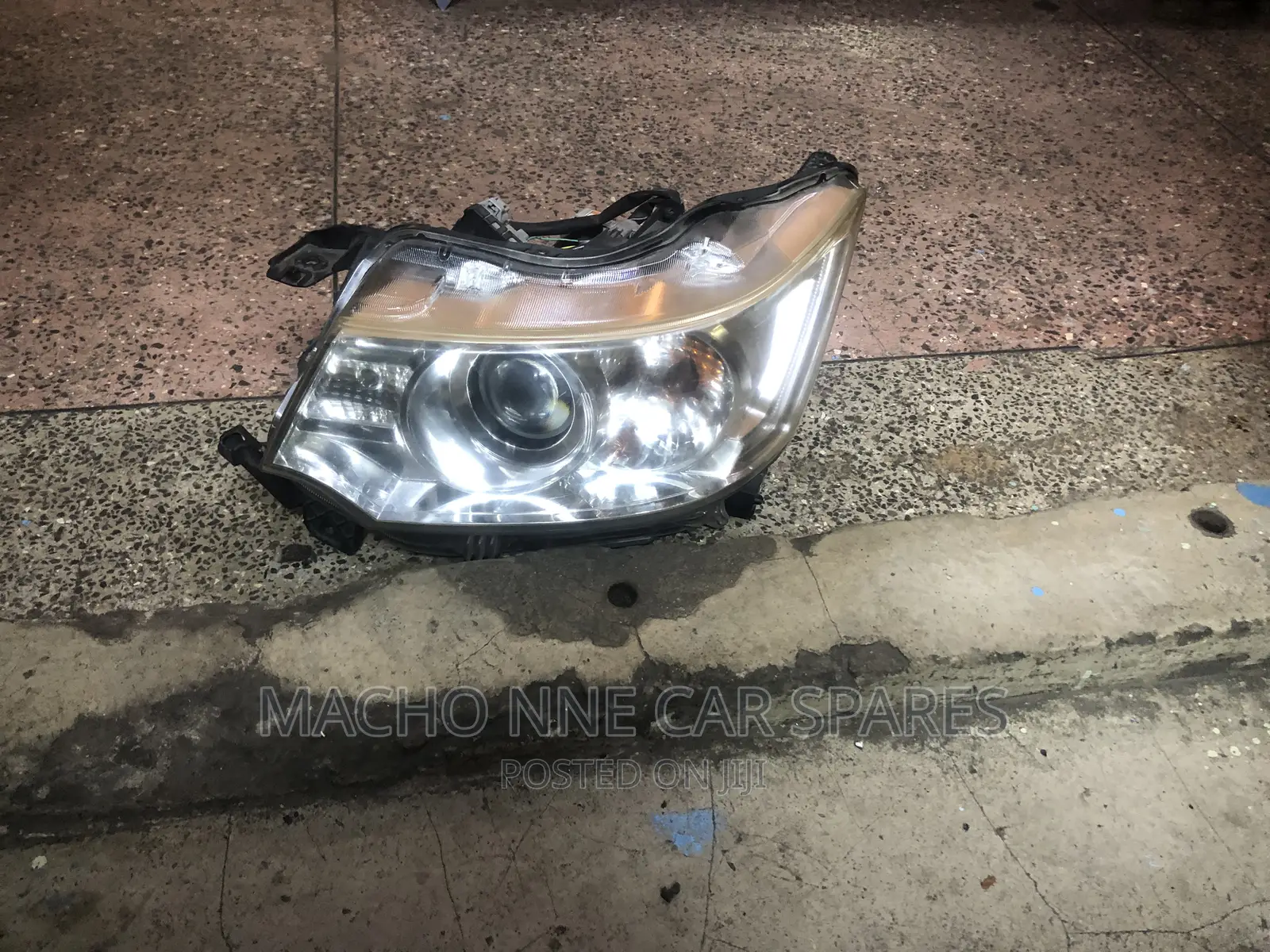 Suzuki Stingray 2015 Headlight