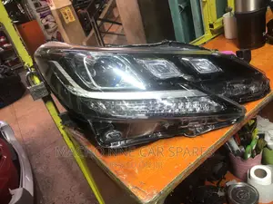 Toyota Mark X 2018 Headlight