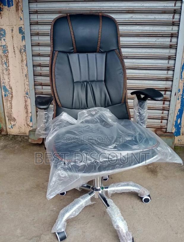 Executive Office Chair - main view