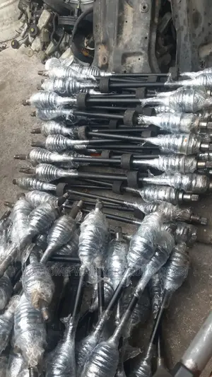 Drive Shafts for 1NZ,1ZZ,2ZR,3ZR,1SZ Etc