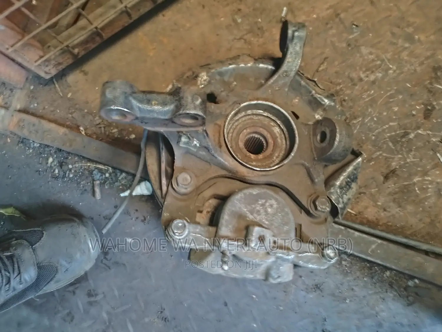 Complete Hub's for Rav4, Harrier Probox, Daihatsu Mira Etc