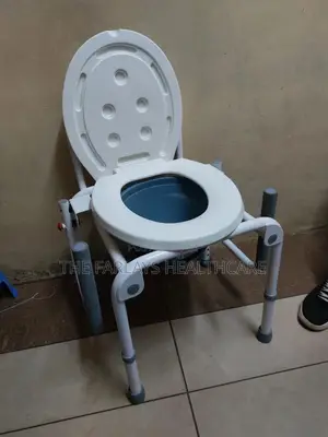 Commode Chair With Removable Armrests for Extra Wide