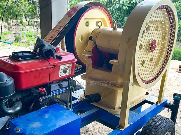 Jaw Crusher Diesel Powered Mobile Portable - main view