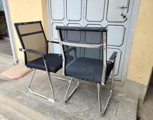 Waiting Chairs - main view