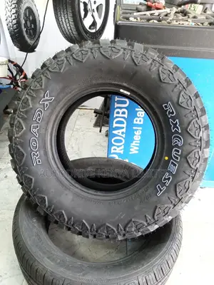 235/75r15 Roadx M/T
