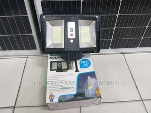 Cclump 200 Watts Rain Proof Solar Street Lamp