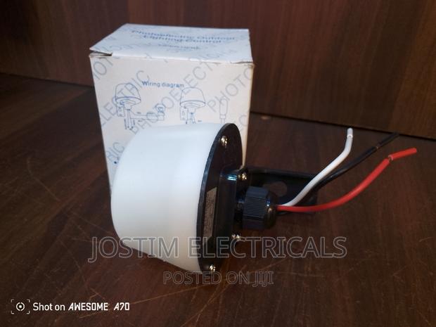 Photocell Dc/Lightning Control - thumbnail 2